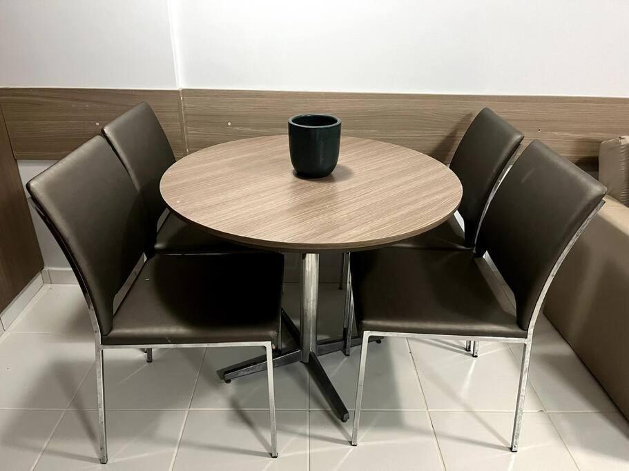 Apartamento Flat 625 - Diferenciado Com Ar No E Na Sala *